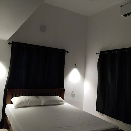 The Chill House Hostel Kochi Exterior photo